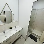 Luxury In Next Station Лиссабон