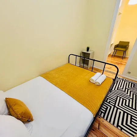 Hostel Luxury In Next Station *