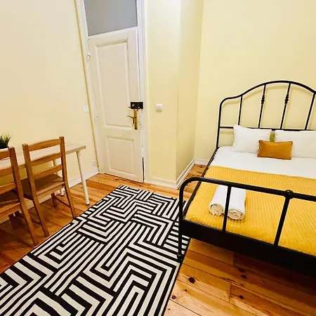 Luxury In Next Station Hostel