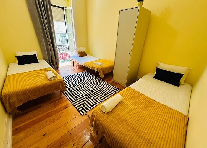 Hostel Luxury In Next Station Lissabon
