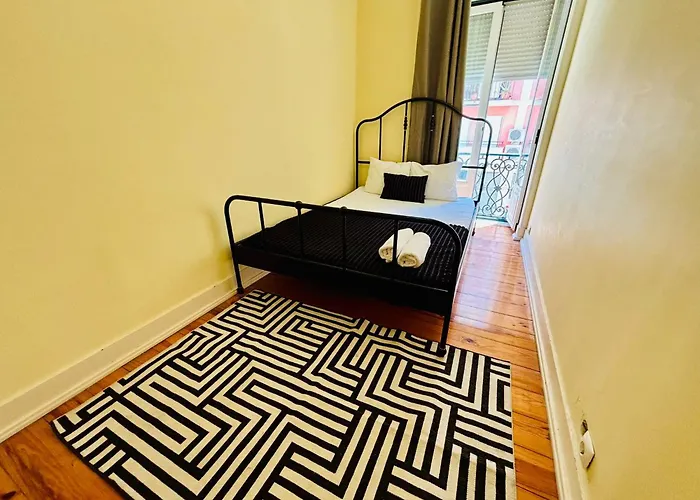 Luxury In Next Station *